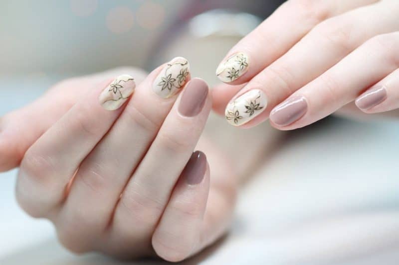 unghie in gel eleganti